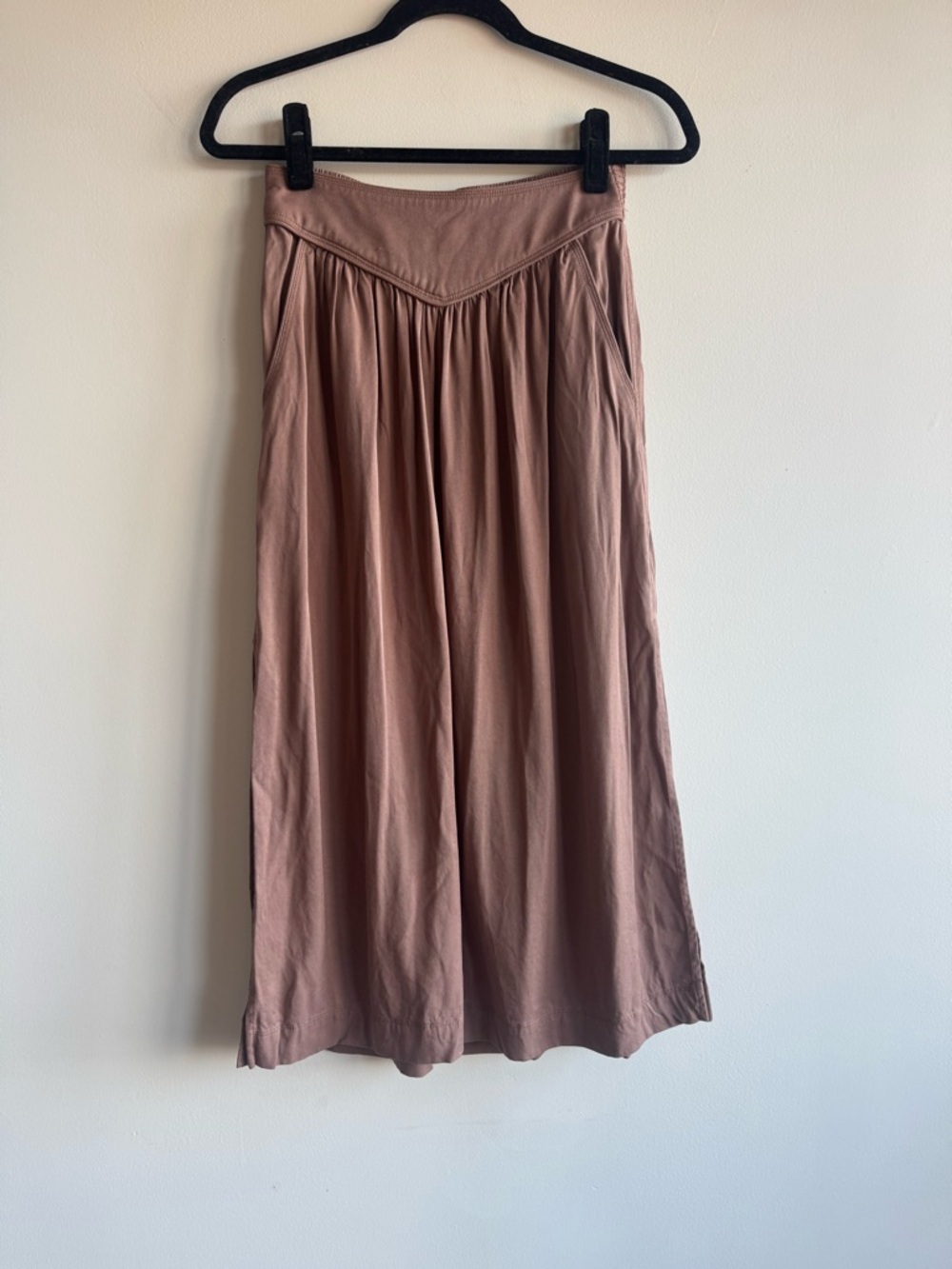 Aritzia Wilfred Mauve Skirt